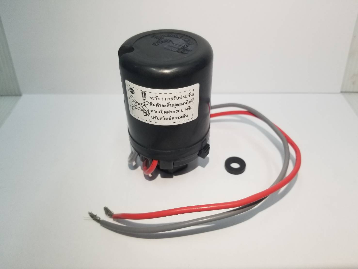 ออโต้สวิทซ์ปั้มน้ำ On 1.4 / Off 1.9 MITSUBISHI แท้