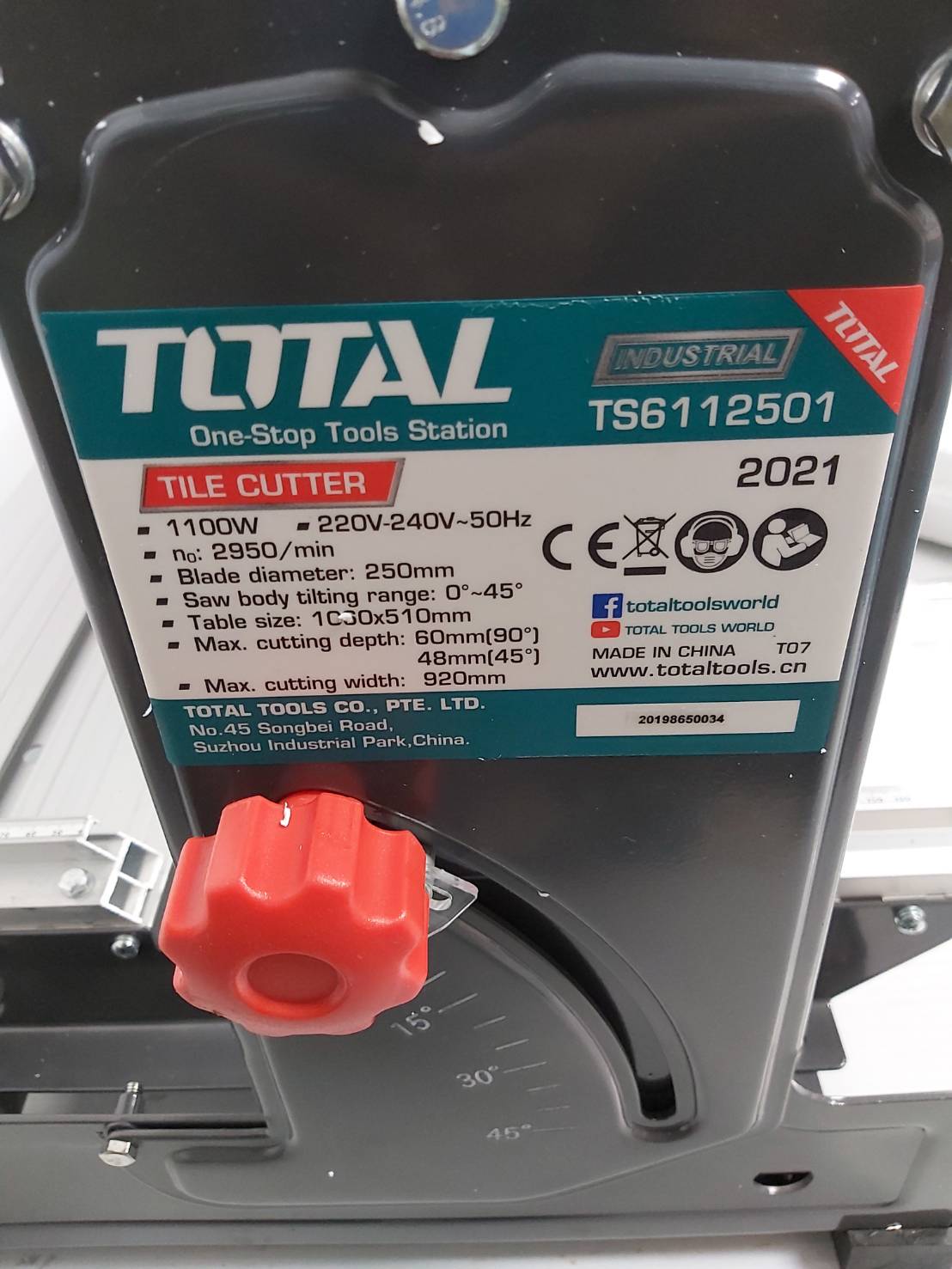 โต๊ะตัดกระเบื้อง36" (90ซม.)ใส่ใบ10" พร้อมขาตั้ง TS6112501 TOTAL