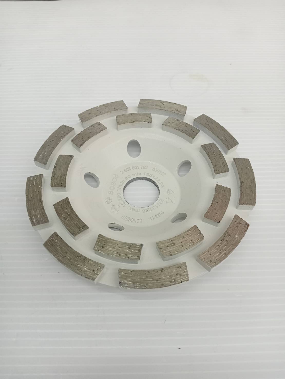 ถ้วยขัดเพชร 5นิ้ว แบบ2ชั้น BOSCH