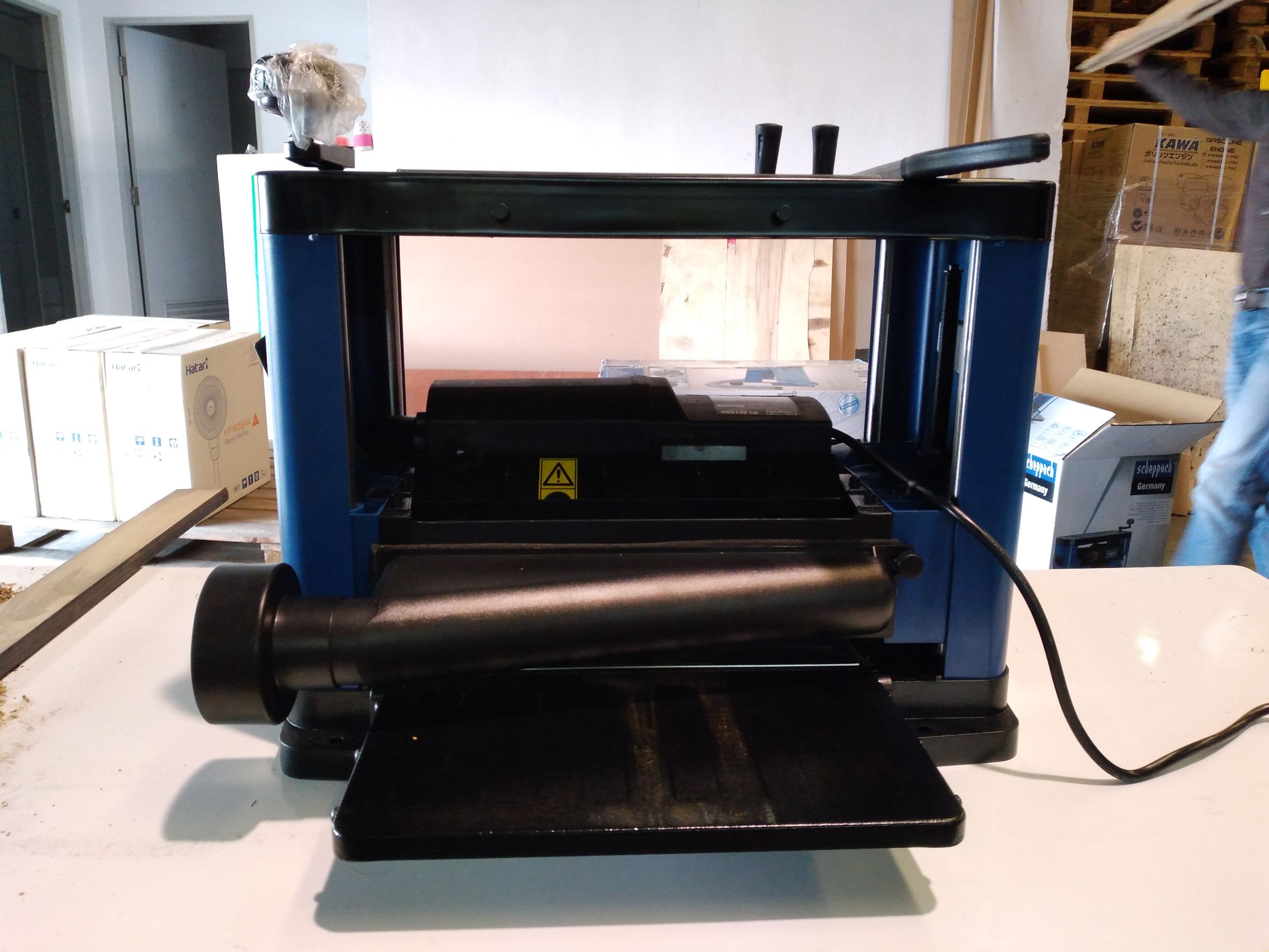 แท่นไสไม้13" PLM1800 SCHEPPACH