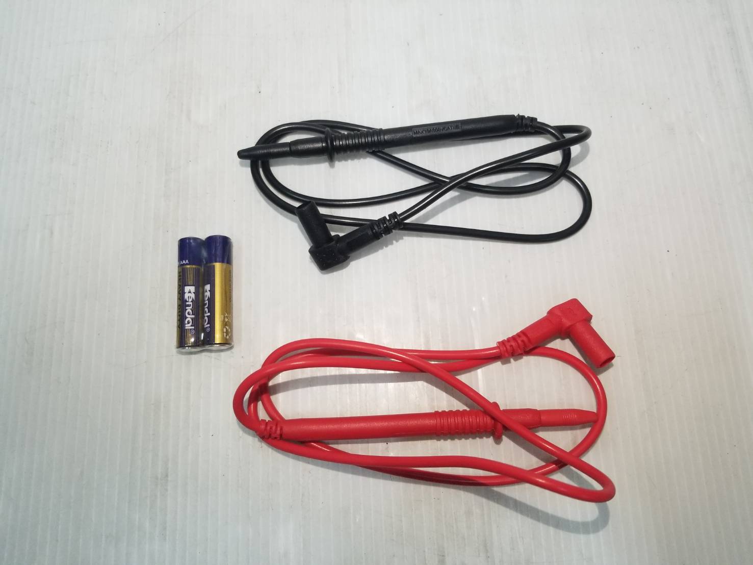 แคลมป์มิเตอร์ดิจิตอล AC รุ่น DCM2001 INGCO