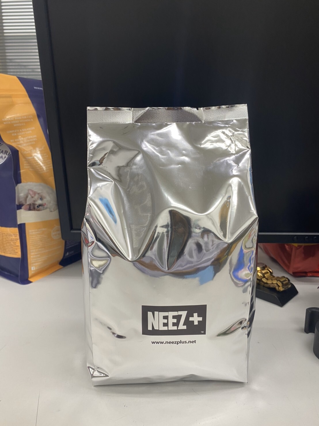 NEEZ+อาหารแมว นีซพลัส เกรนฟรี พรีเมี่ยมสำหรับน้องแมว 🐥สูตรลูกแมว 1 กิโล 270.- เหมาะกับ1ปีแรกโดยเฉพาะ