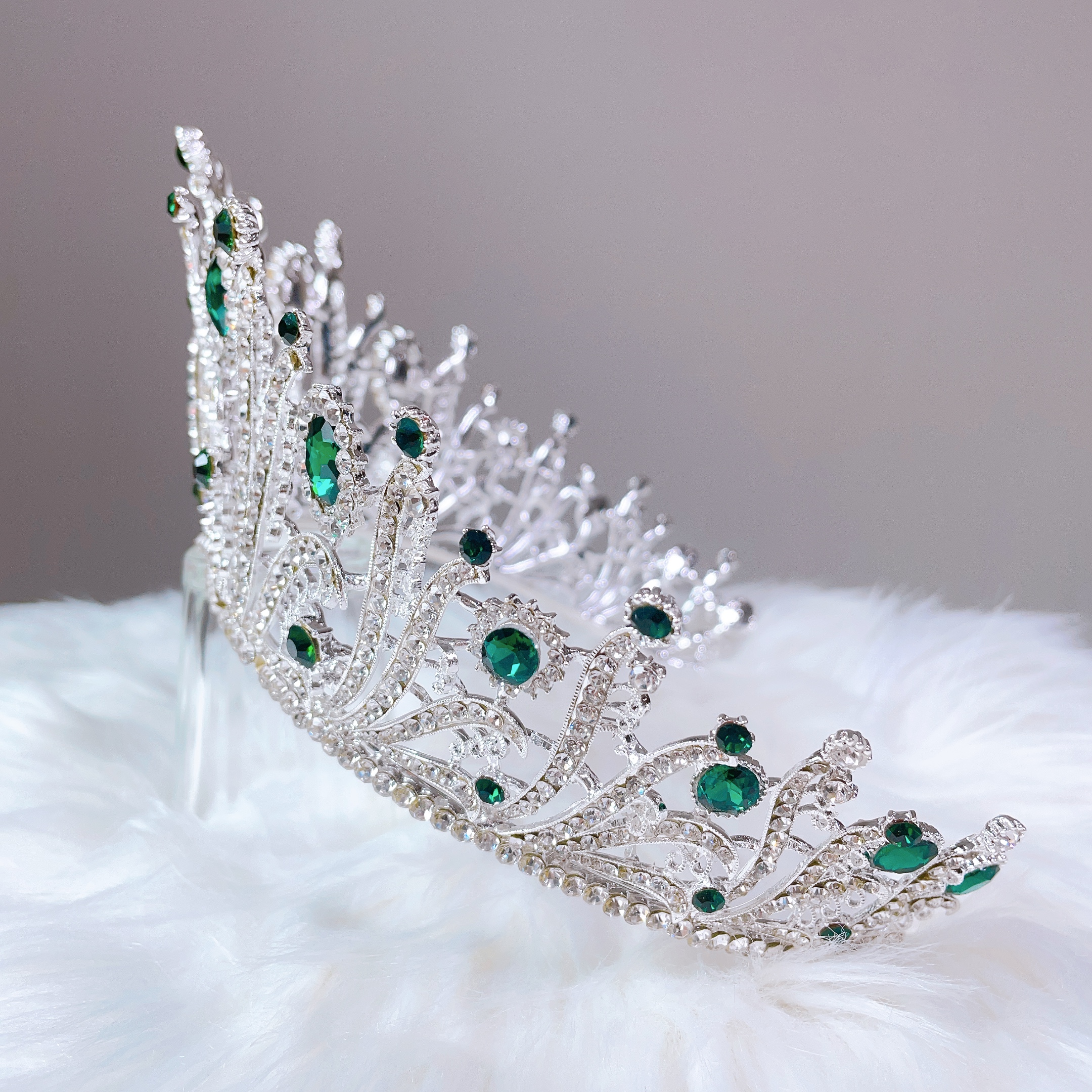 (พร้อมส่ง) เทียร่า 395 สีเขียว มงกุฎนางงาม มงกุฎเจ้าสาว มงกุฎเพชร งานพรีเมี่ยม สินค้าพร้อมส่งจากไทย