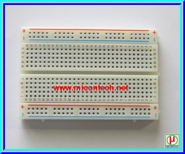 1x เบรดบอร์ด แบบ 400 จุด ขนาด 8.5x5.5 ซม. (Breadboard)