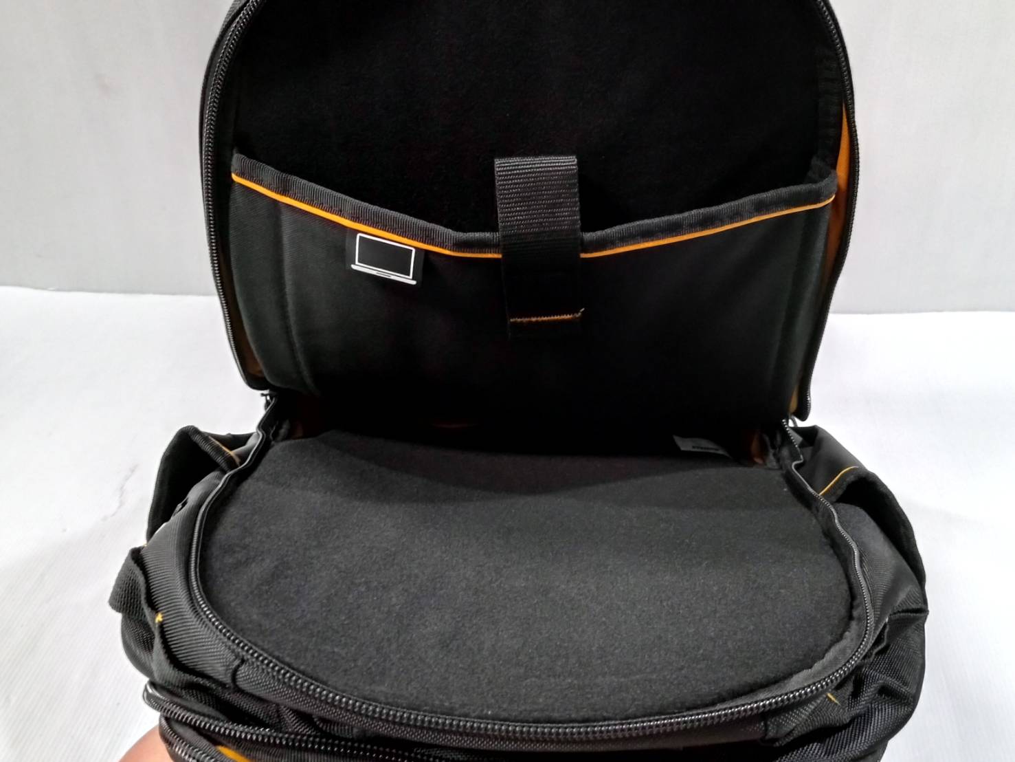 เป้สะพายหลัง DWST60102 DEWALT