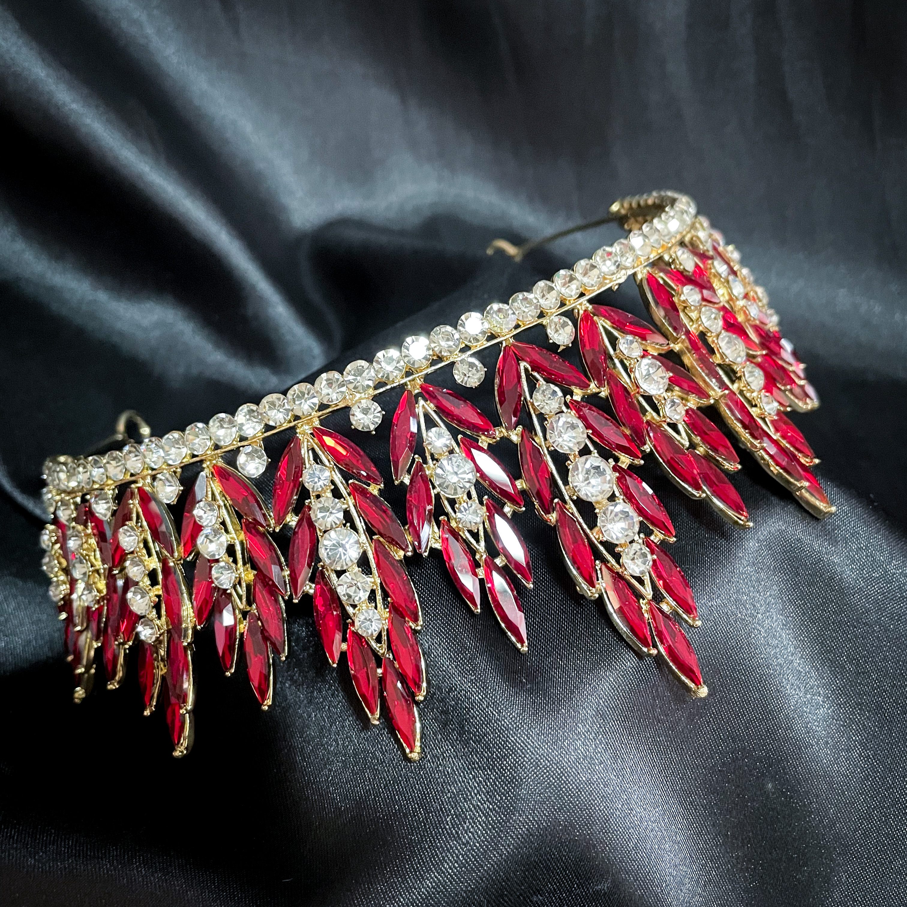 (พร้อมส่ง) เทียร่า 320 สีแดง มงกุฎนางงาม มงกุฎเจ้าหญิง งานสวย ปราณีต QCเพชรทุกเม็ด สินค้าพร้อมส่งจากไทย