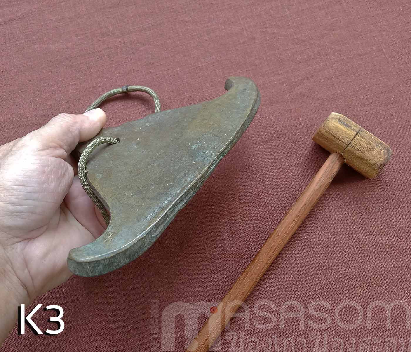 กังสดาลทองเหลืองเก่า