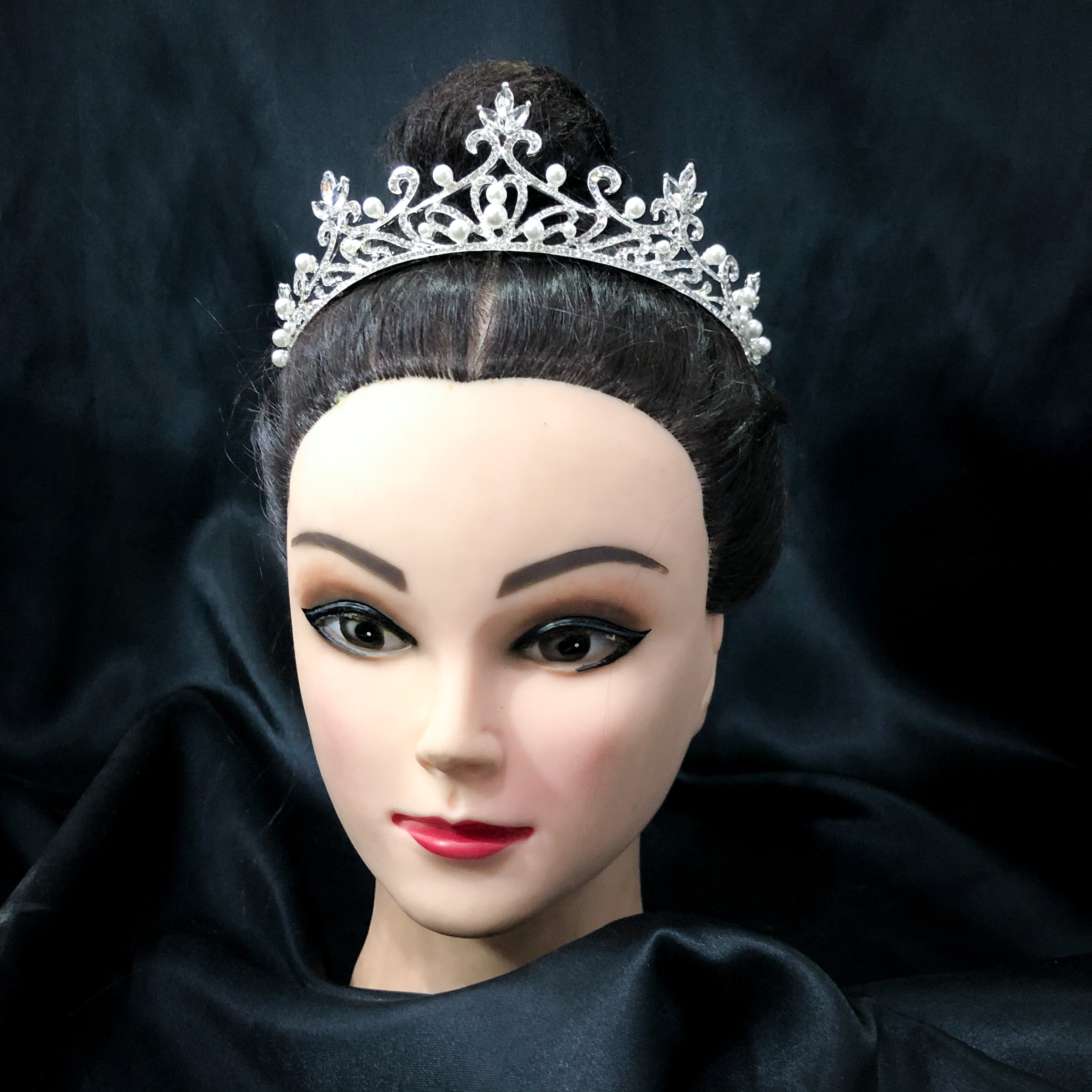 (พร้อมส่ง) เทียร่า 221 แบบมุก มงกุฎนางงาม มงกุฎเจ้าหญิง งานสวย ปราณีต QCเพชรทุกเม็ด สินค้าพร้อมส่งจากไทย