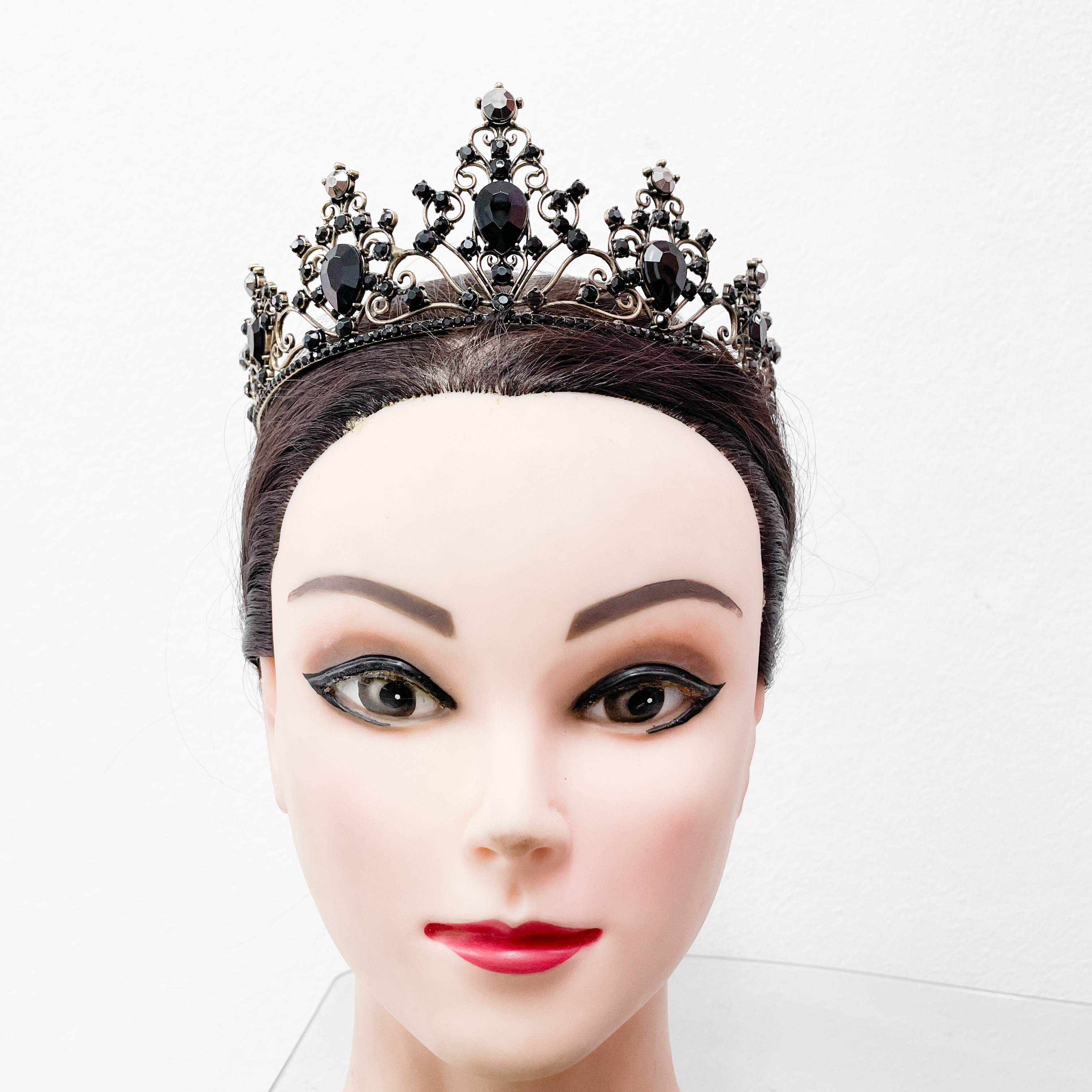 (พร้อมส่ง) มงกุฎสีดำ 319 มงกุฎนางงาม มงกุฎเจ้าหญิง งานสวย ปราณีต QCเพชรทุกเม็ด สินค้าพร้อมส่งจากไทย