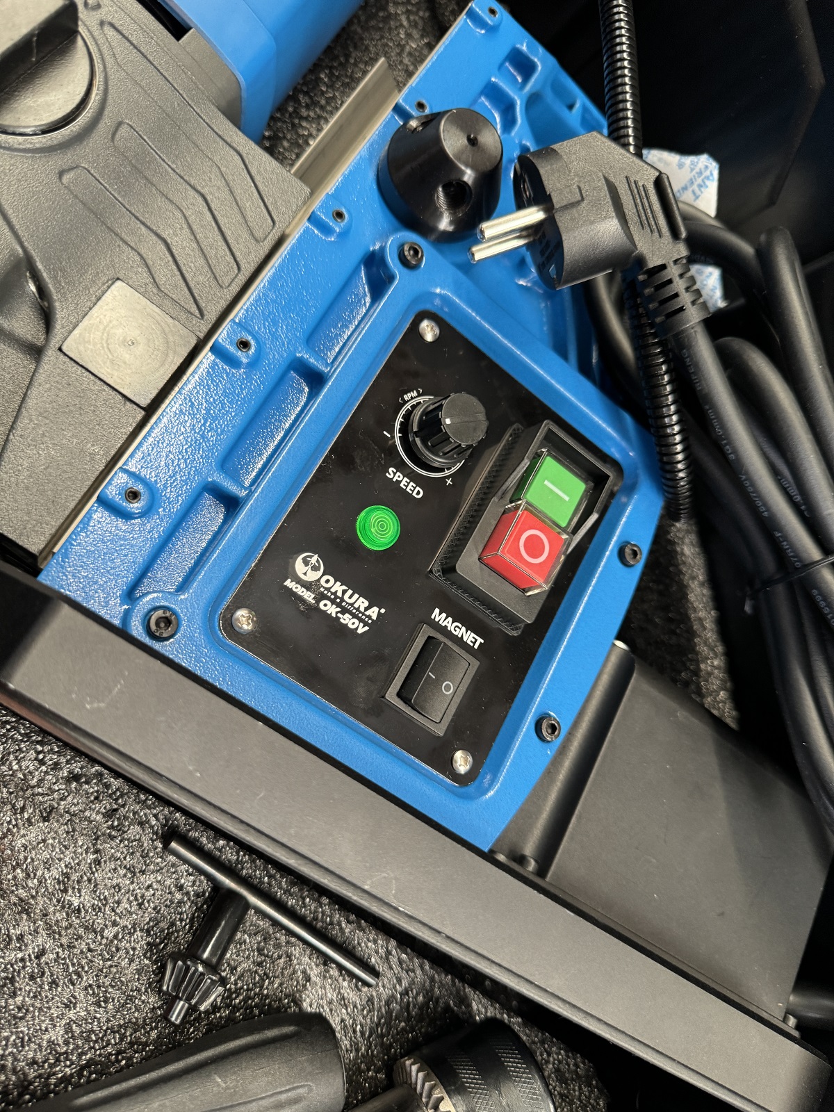 สว่านแท่น ฐานสูญญากาศ OK-50V OKURA