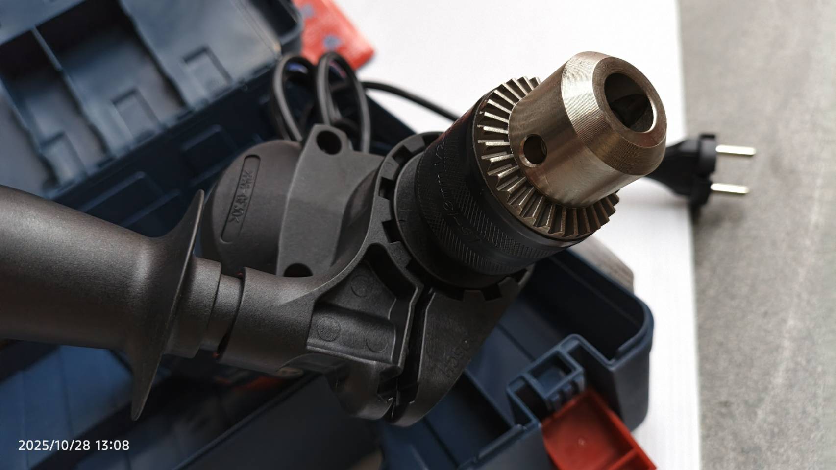 สว่านกระแทก GSB16RE BOSCH 06012281K2