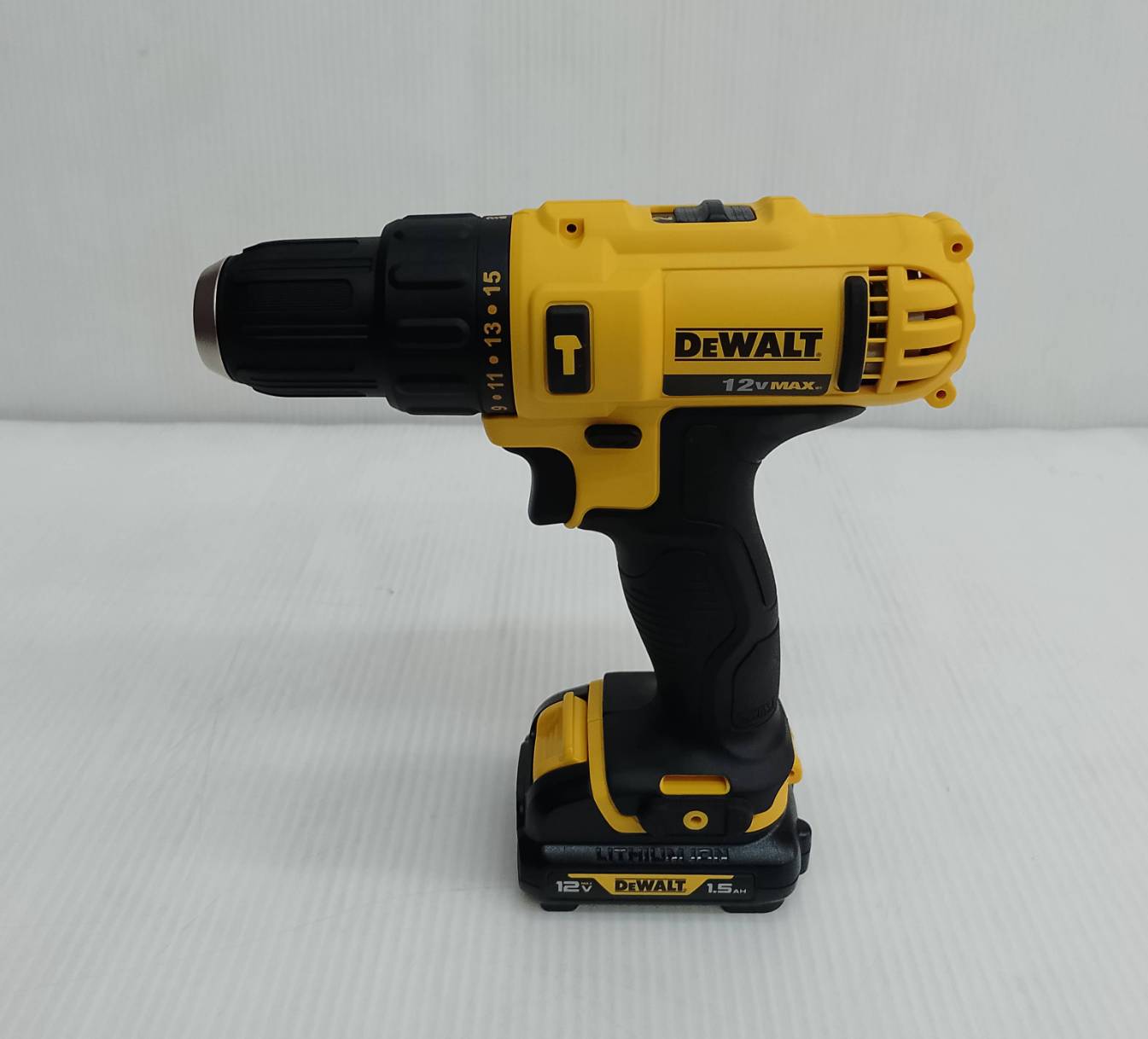 สว่านกระแทก 12V DCD716S2K DEWALT