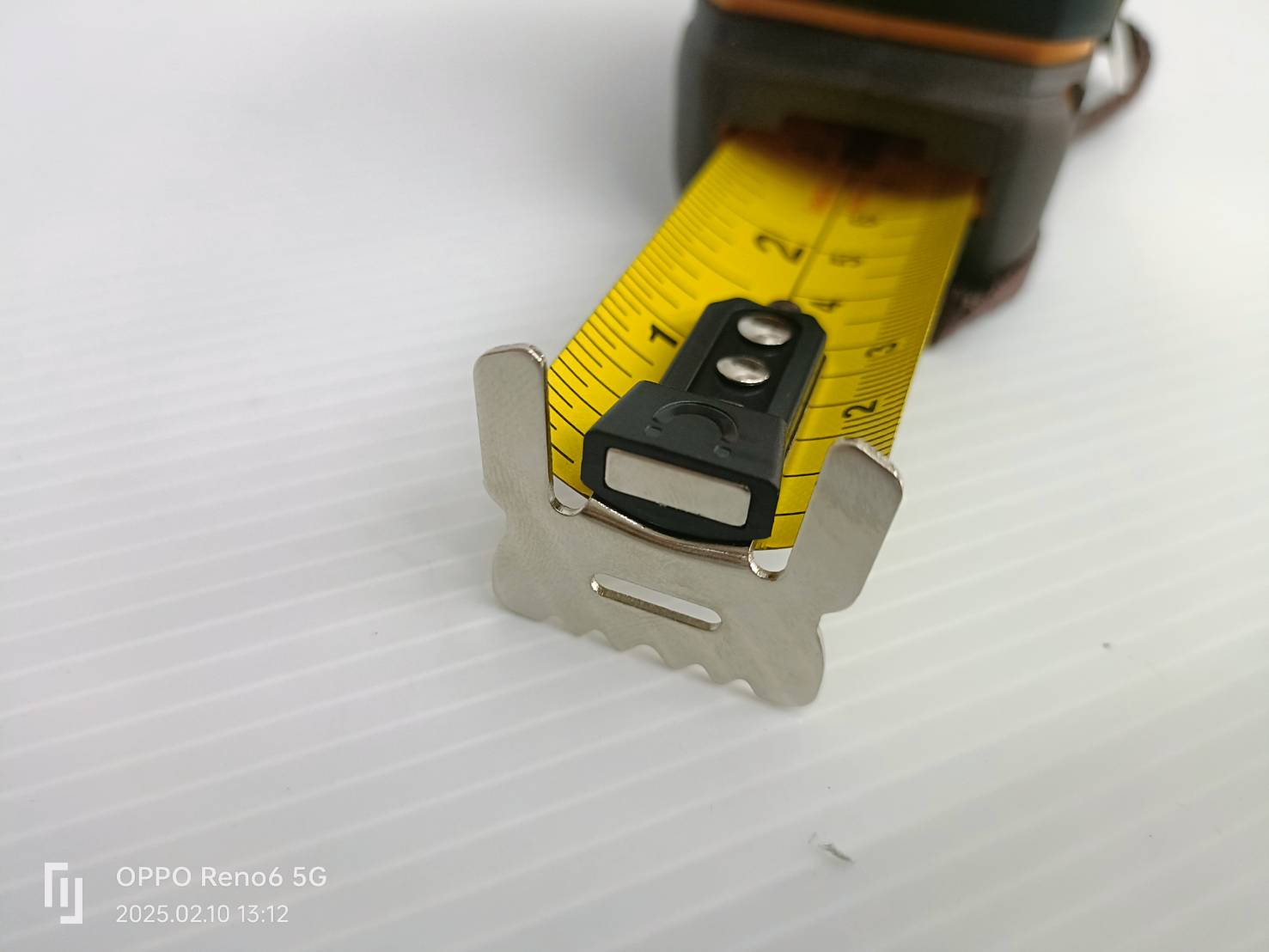 INGCO ชุดเลเซอร์วัดระยะ+ตลับเมตร รุ่น HLDD241201