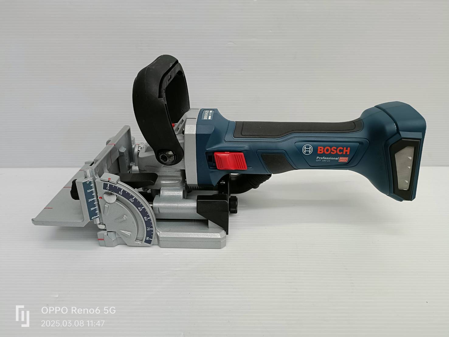 เครื่องเข้าลิ้น/เดือย GFF18V-22 Professional BOSCH SOLO 0601620101