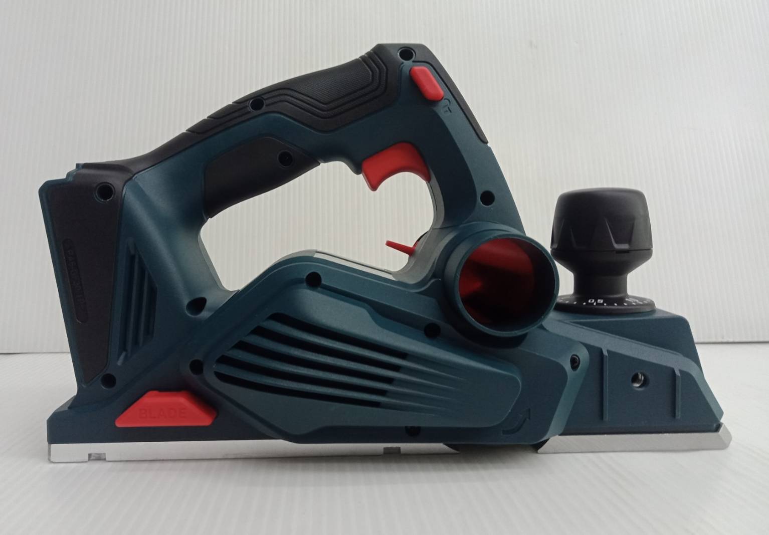 กบ3" ไร้สาย18V GHO185-Li BOSCH SOLO