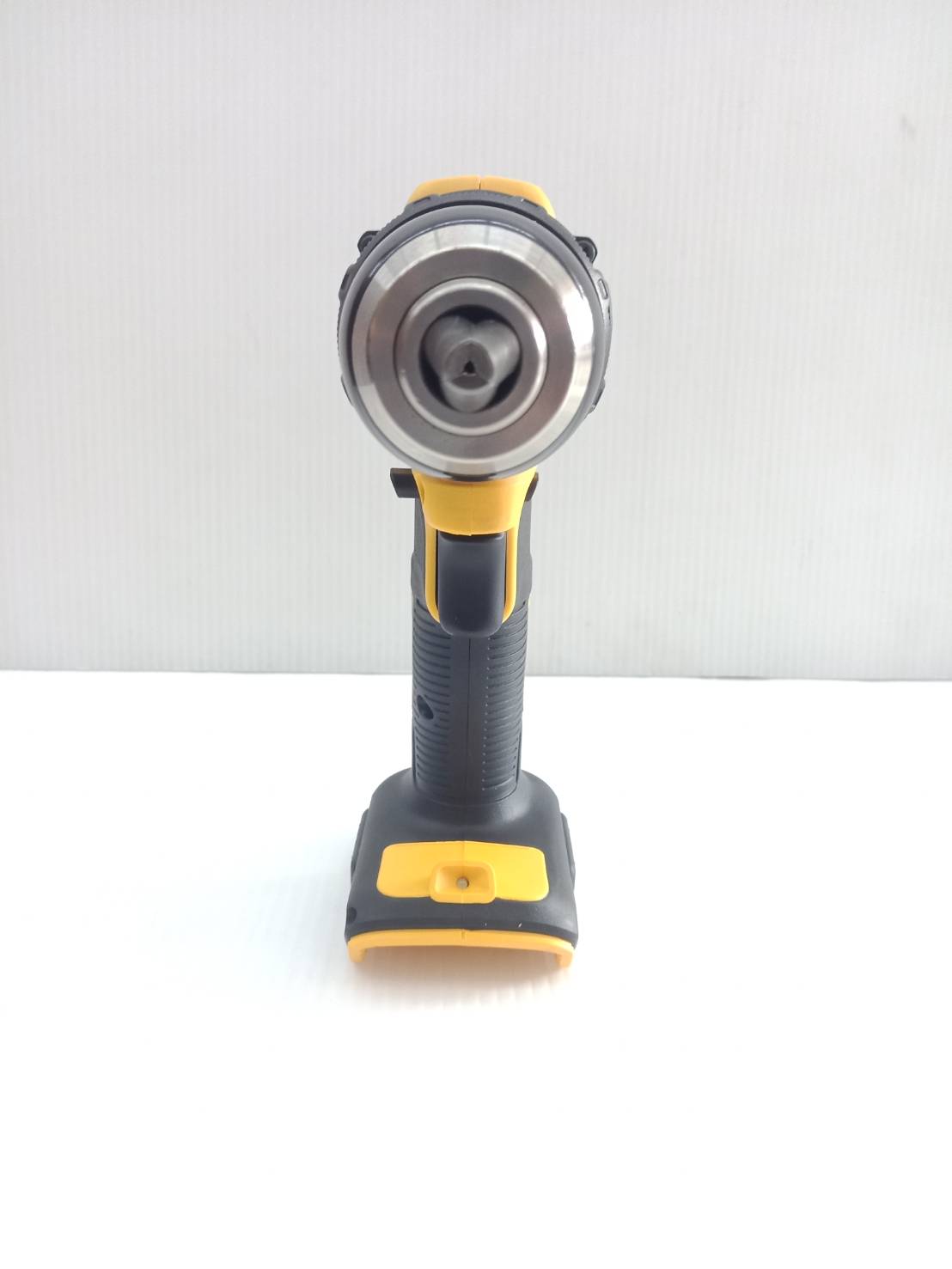 ชุดคอมโบสว่านกระแทกและไขควงกระแทกไร้สายไร้แปรงถ่าน 20V Max (DCF840+DCD709) พร้อมแบตเตอรี่ Power DCK2214E2 DEWALT