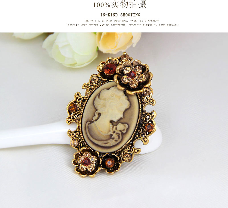 (พร้อมส่ง) เข็มกลัด 069