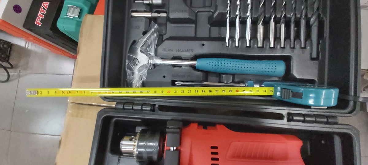 สว่านกระแทก16มิล กล่อง+อุปกรณ์ MT80BKX2 MAKTEC