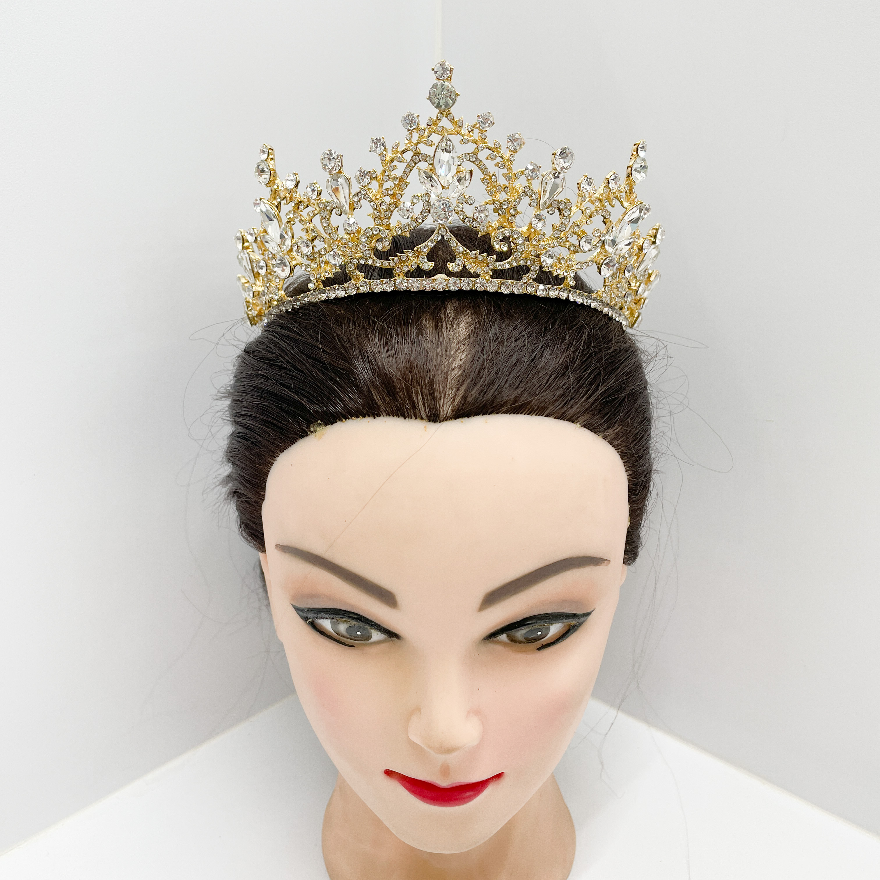 (พร้อมส่ง) เทียร่า 348 สีทอง งานสวย ปราณีต QCเพชรทุกเม็ด สินค้าพร้อมส่งจากไทย