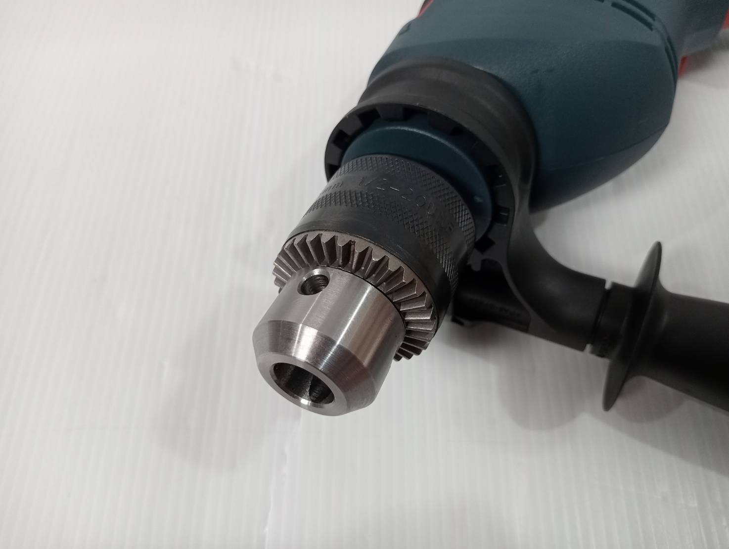 สว่านกระแทก1/2 GSB600 Fisherman box kit BOSCH