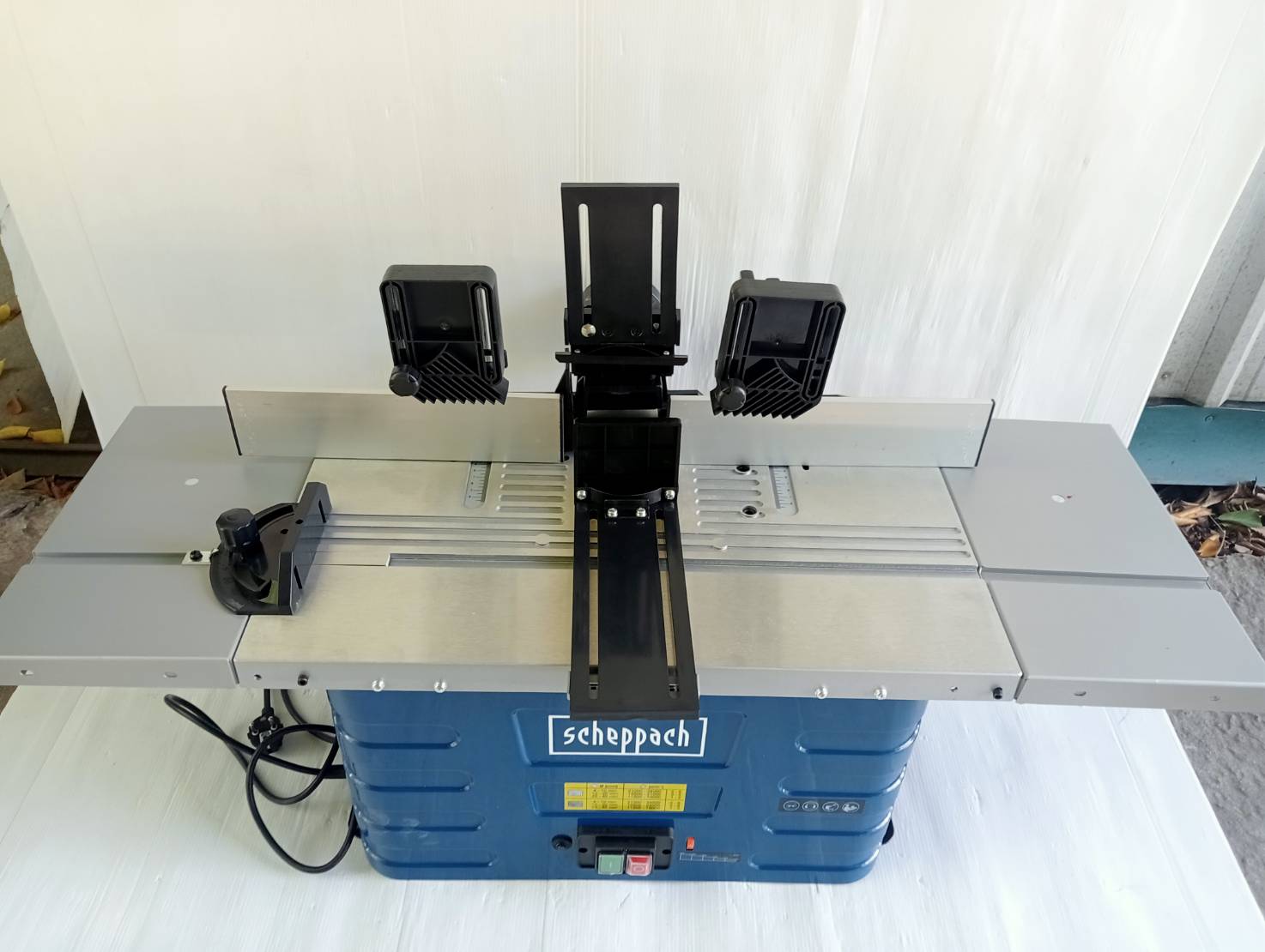 โต๊ะเร้าเตอร์พร้อมมอเตอร์ HF60 SCHEPPACH