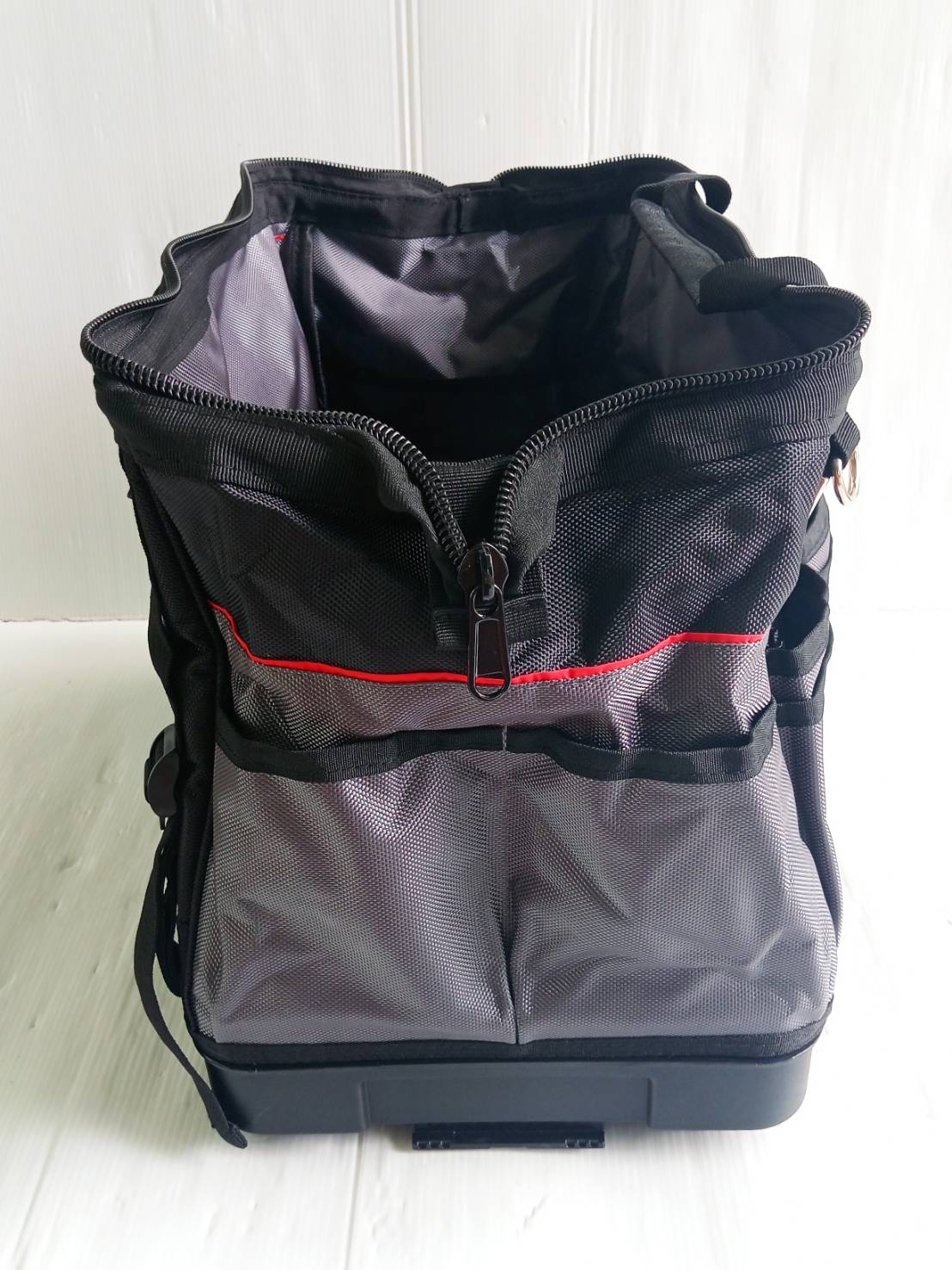 กระเป๋าเครื่องมือช่าง Connect+ OSMMS23106 OSUKA