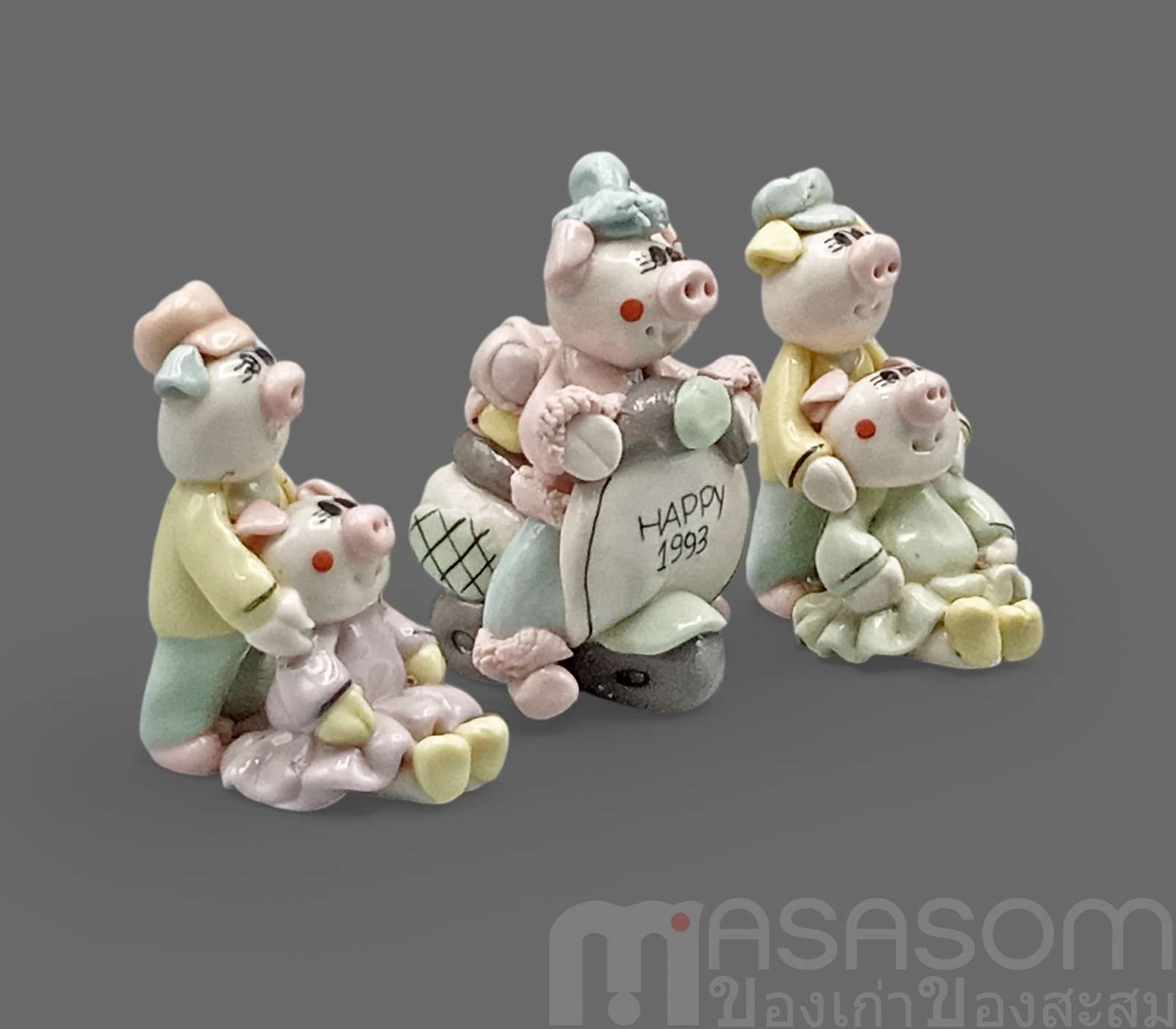 หมูครอบครัว Happy