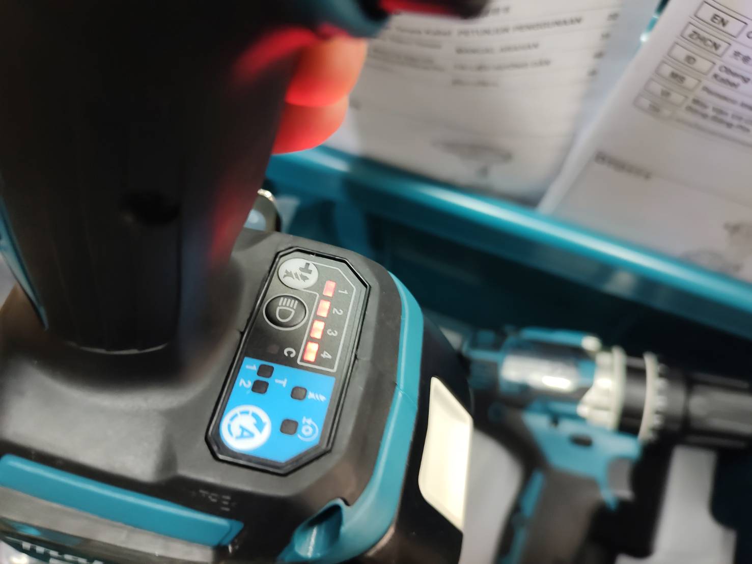 ชุดคอมโบ้ DLX2315J MAKITA (DHP484+DTD171)