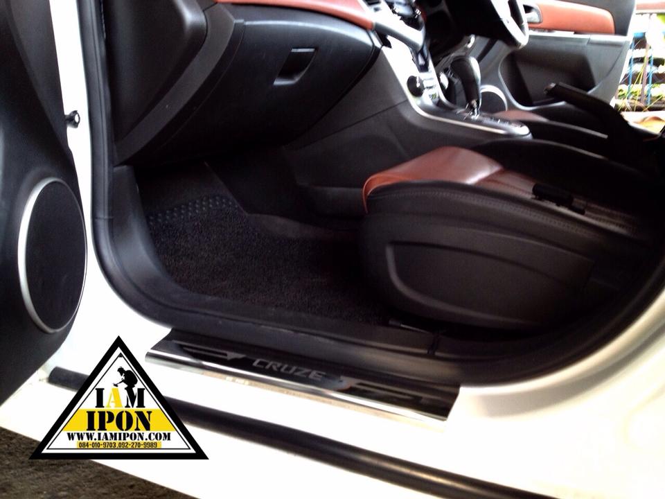 SCUFF PLATE CHEVROLET CRUZE