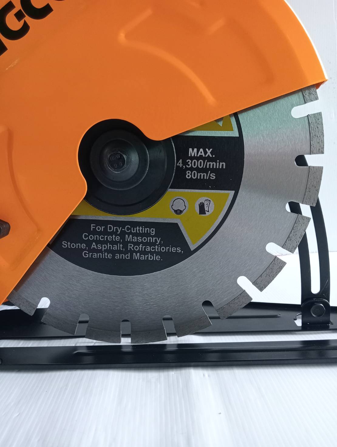 INGCO เครื่องตัดคอนกรีต14" 2800W PC3558