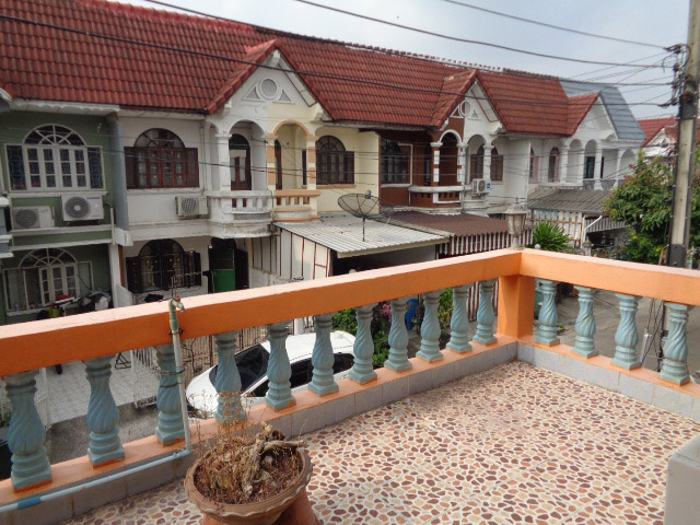 🚩 H1247 ขายทาวน์เฮ้าส์ หมู่บ้านเสนาวิลล่า4 ต่อเติมระเบียง ซอยพระยาสุเรนทร์40 มีนบุรี