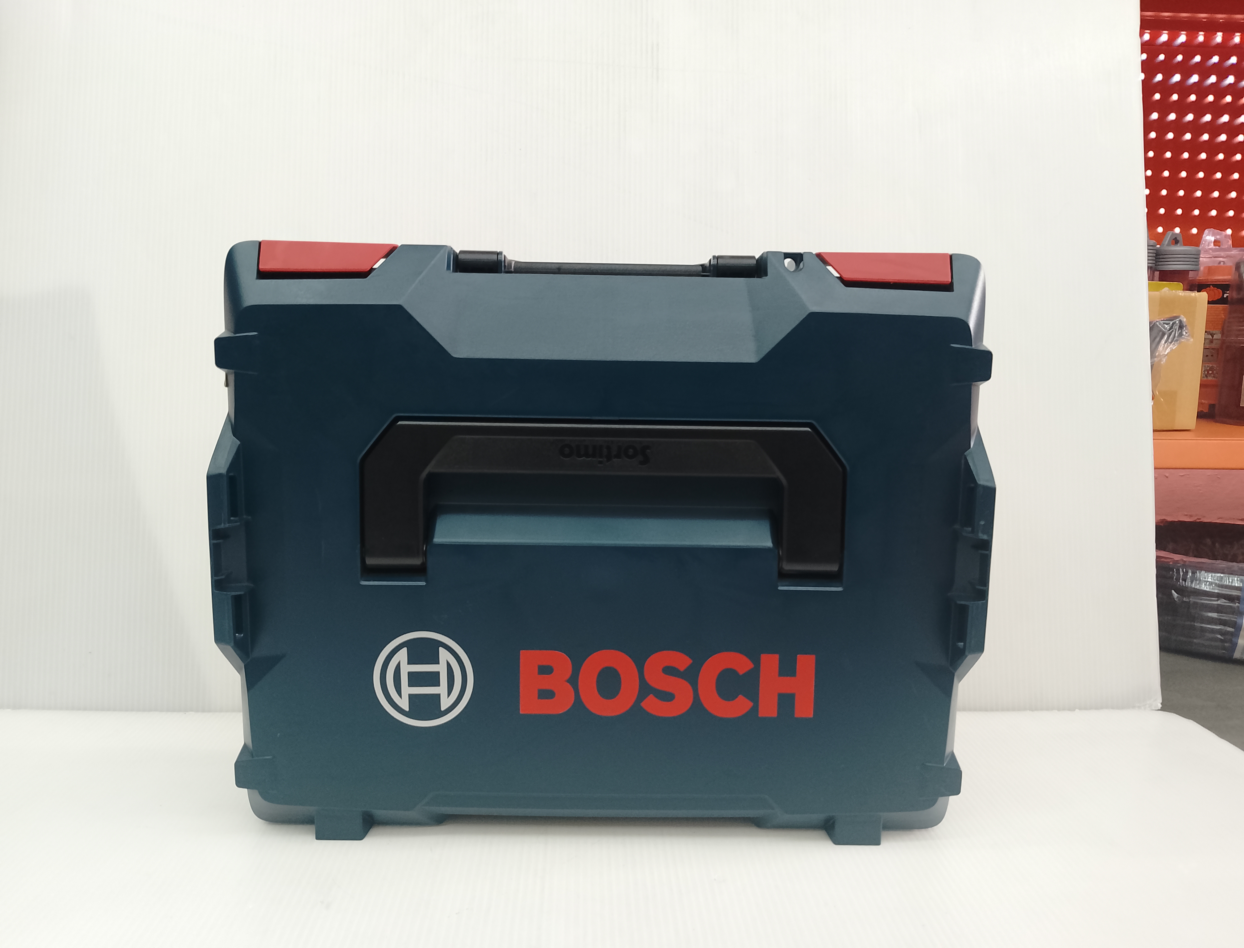 สว่านขันสกรูออโต้ไร้สาย พร้อมเเมกกาซีน GSR18V-EC TE+MA55 BOSCH