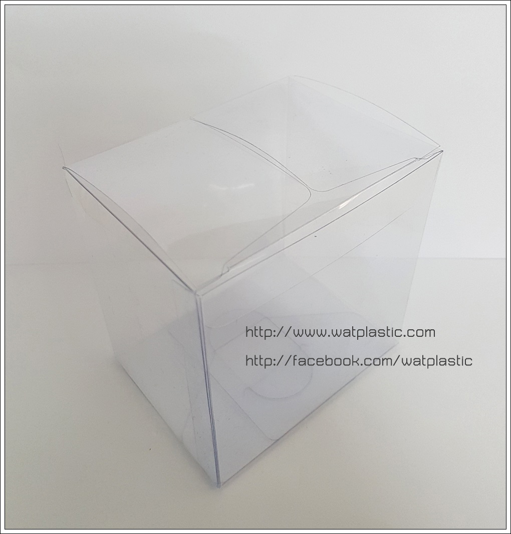กล่องใส่ น้ำมันมวย แพค 12 ขวด ขนาด 9.9 x 7.4 x 10 cm