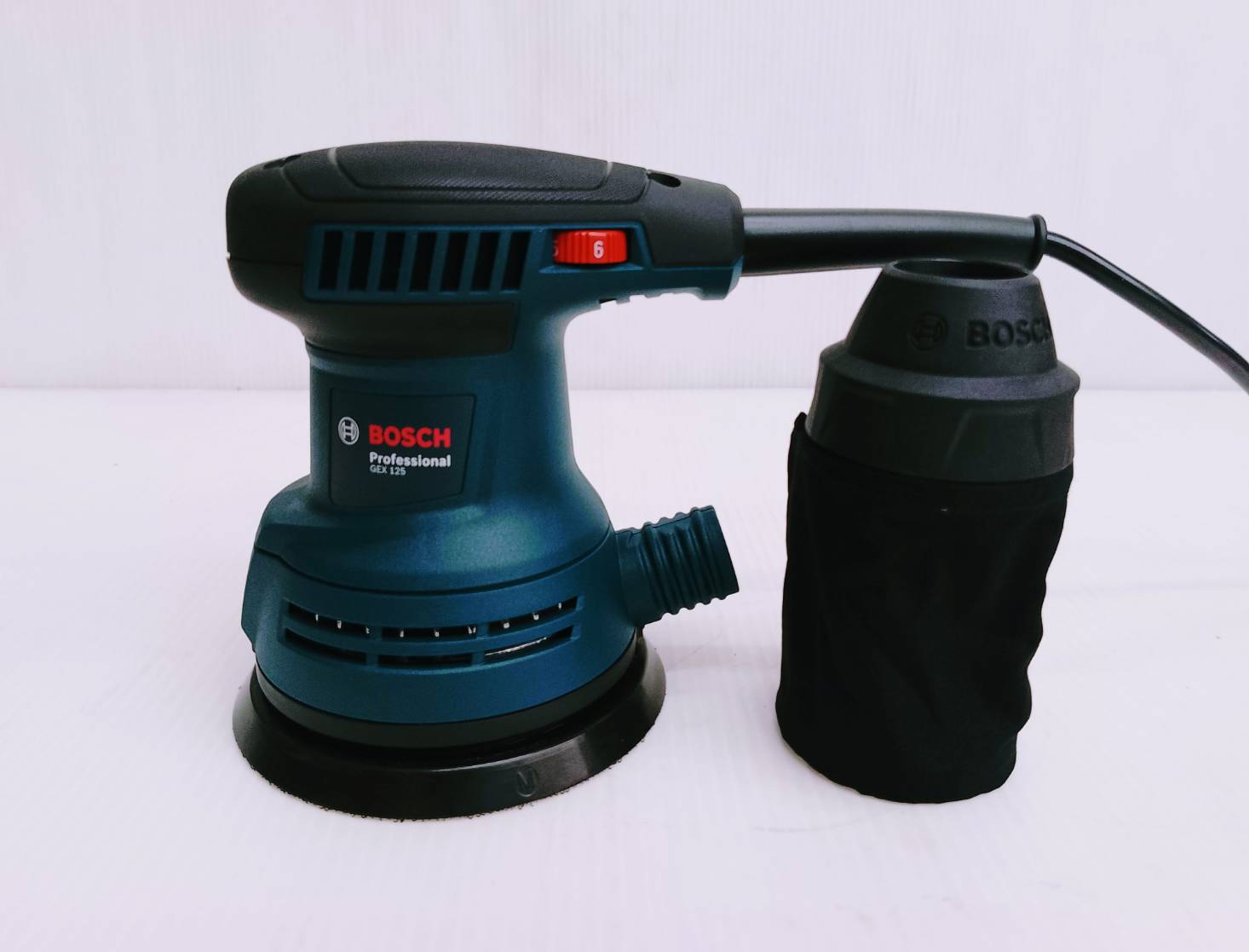 ขัดกระดาษทรายกลม5" GEX125 BOSCH