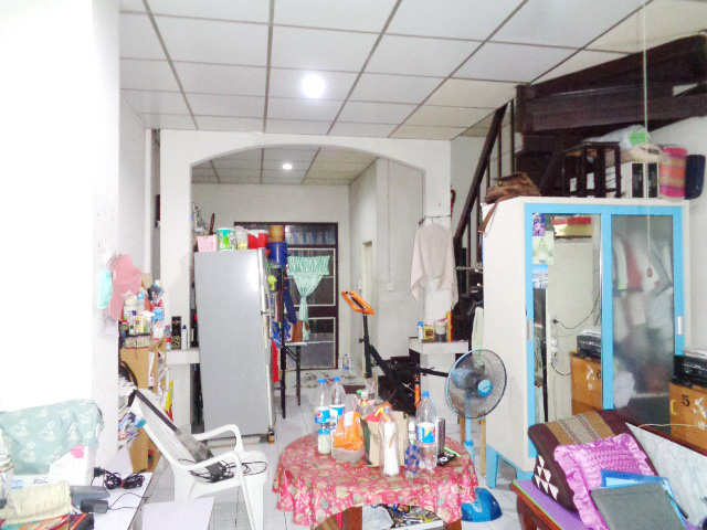 H1122 ขายทาวน์เฮ้าส์ 2ชั้น 16 ตร.วา หมู่บ้านราณี ซอยนวมิทร์ 135 แยก2-2 แขวงนวลจันทร์ เขตบึงกุ่ม 2นอน 2น้ำ ใกล้แม็กซ์แวลลู นวมิทร์