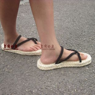 รองเท้า แบบต่าง ๆ