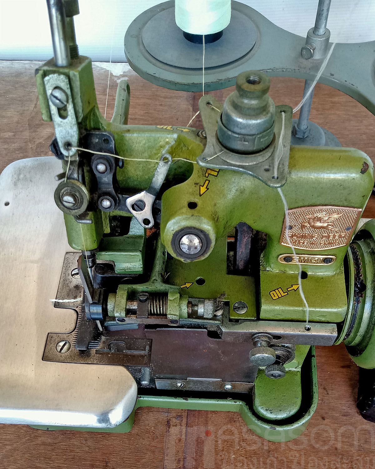 จักรพ้งริมผ้ามือสอง