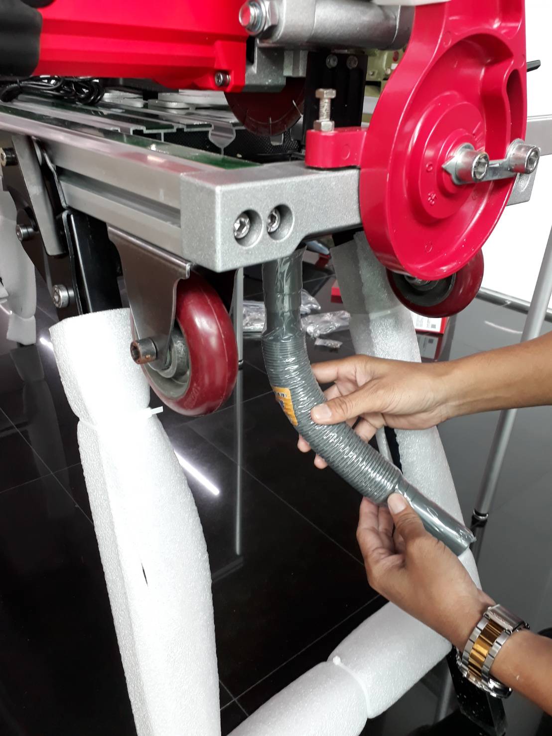 โต๊ะตัดกระเบื้อง1.2 ม.พร้อมขาตั้ง. 9232 POLO