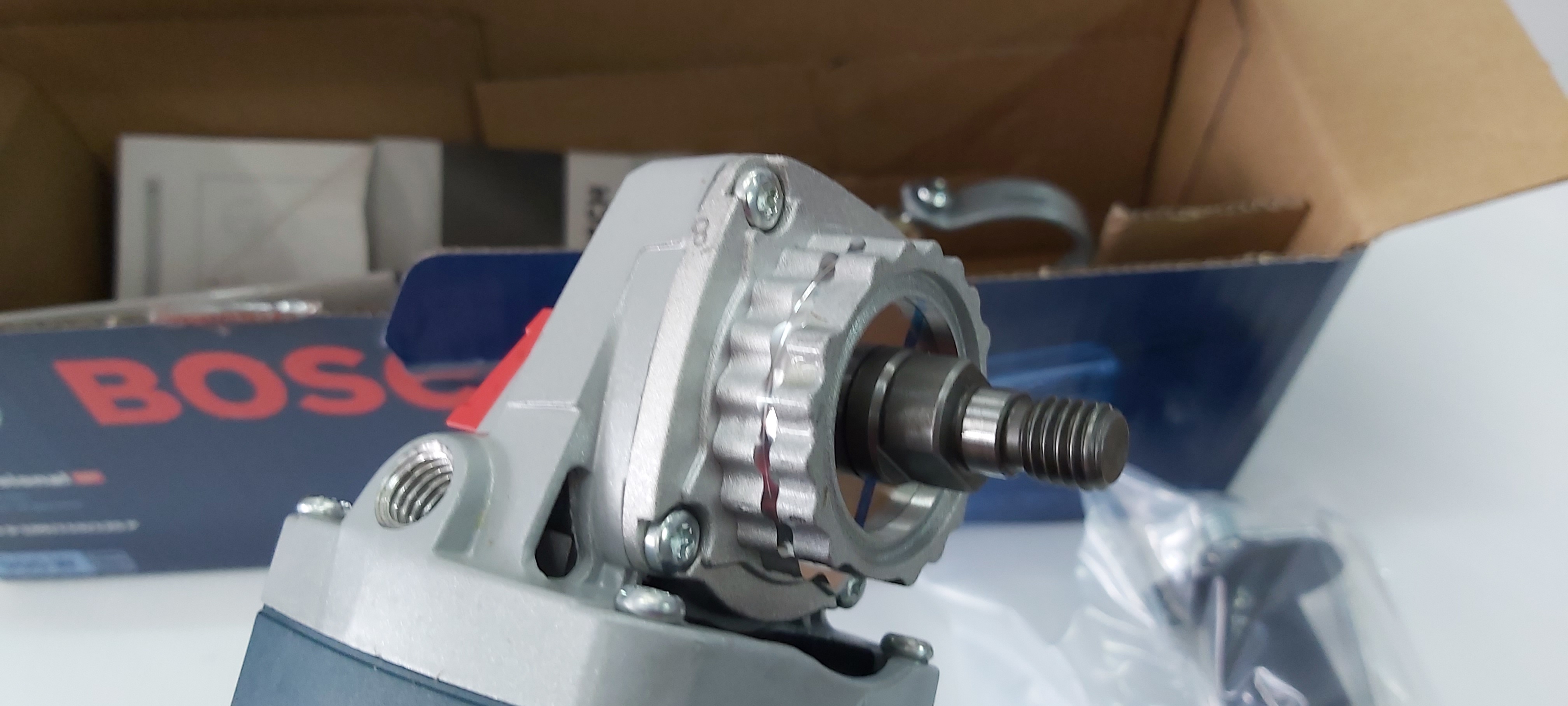 หินเจียร4" GWS9-100P BOSCH สวิทช์เซฟตี้