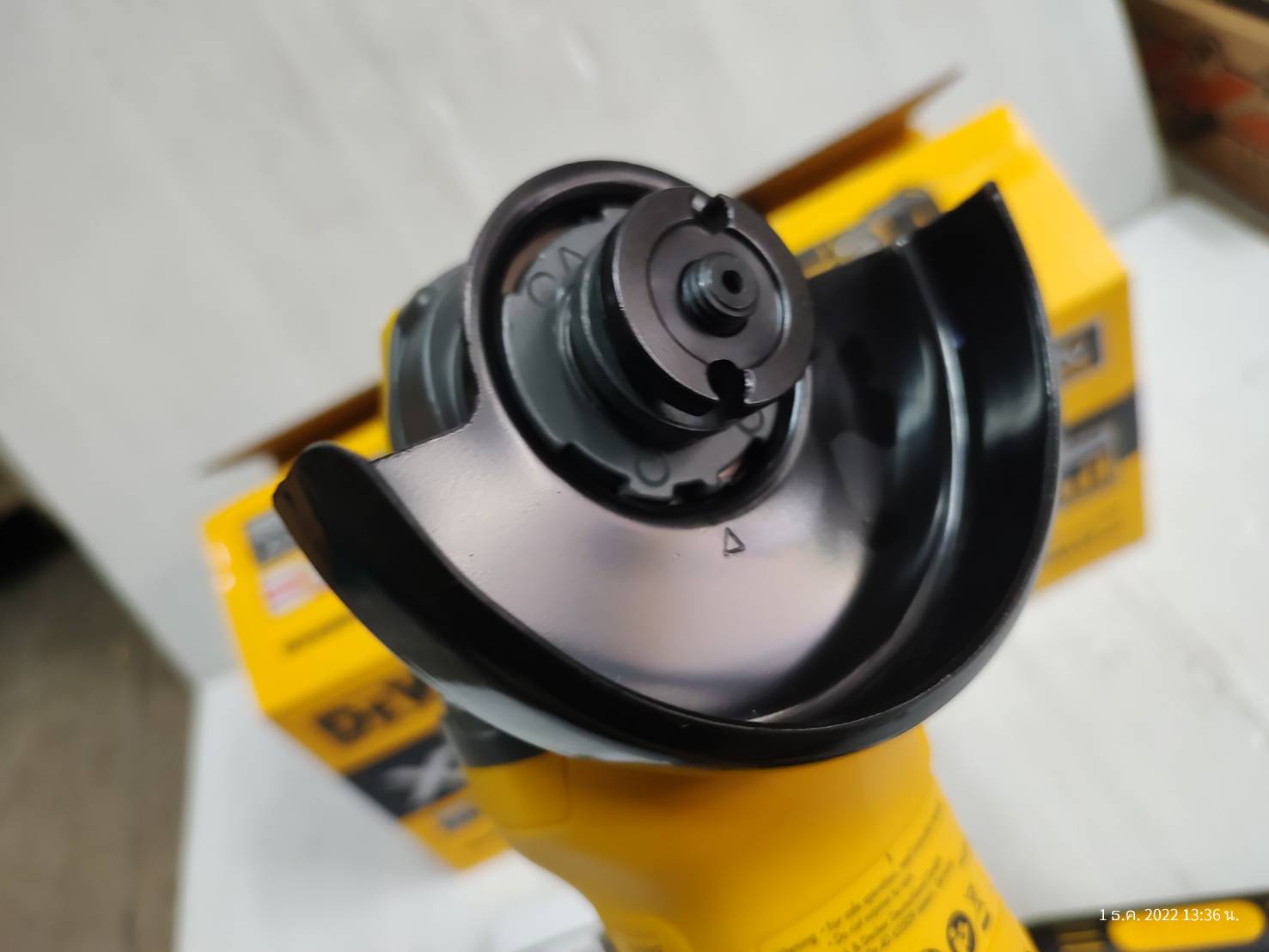 หินเจียรไร้สาย20V DCG409VSN DEWALT ADVANTAGE