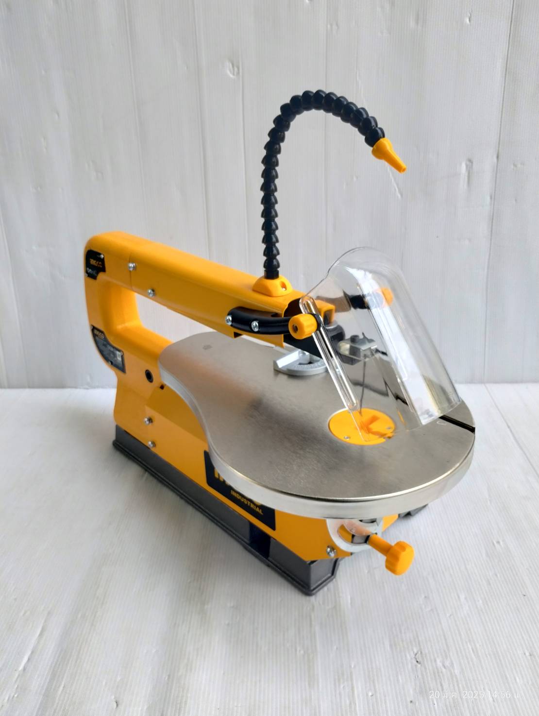 INGCO แท่นเลื่อยฉลุ 220 โวลต์ รุ่น SS852