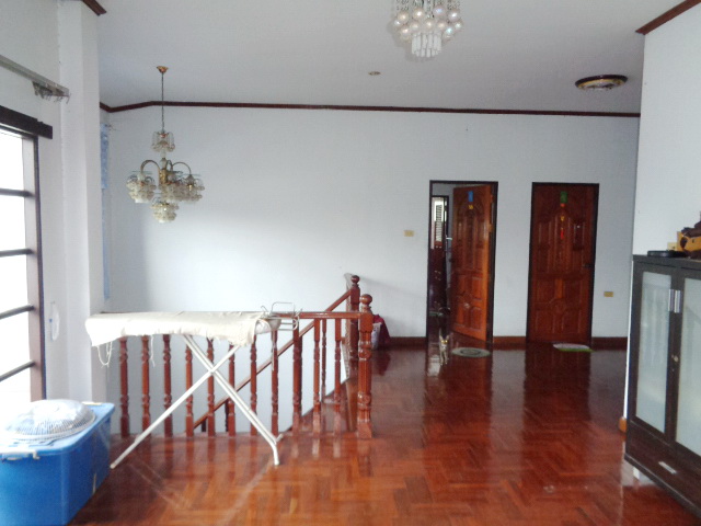 H1196 ขายบ้านเดี่ยว 115 ตารางวา ซอยรามอินทรา6/1 จากถนนใหญ่เข้าซอยมาเพียง 400 เมตร ใกล้รถไฟฟ้าสายสีชมพู สถานีลาดปลาเค้า