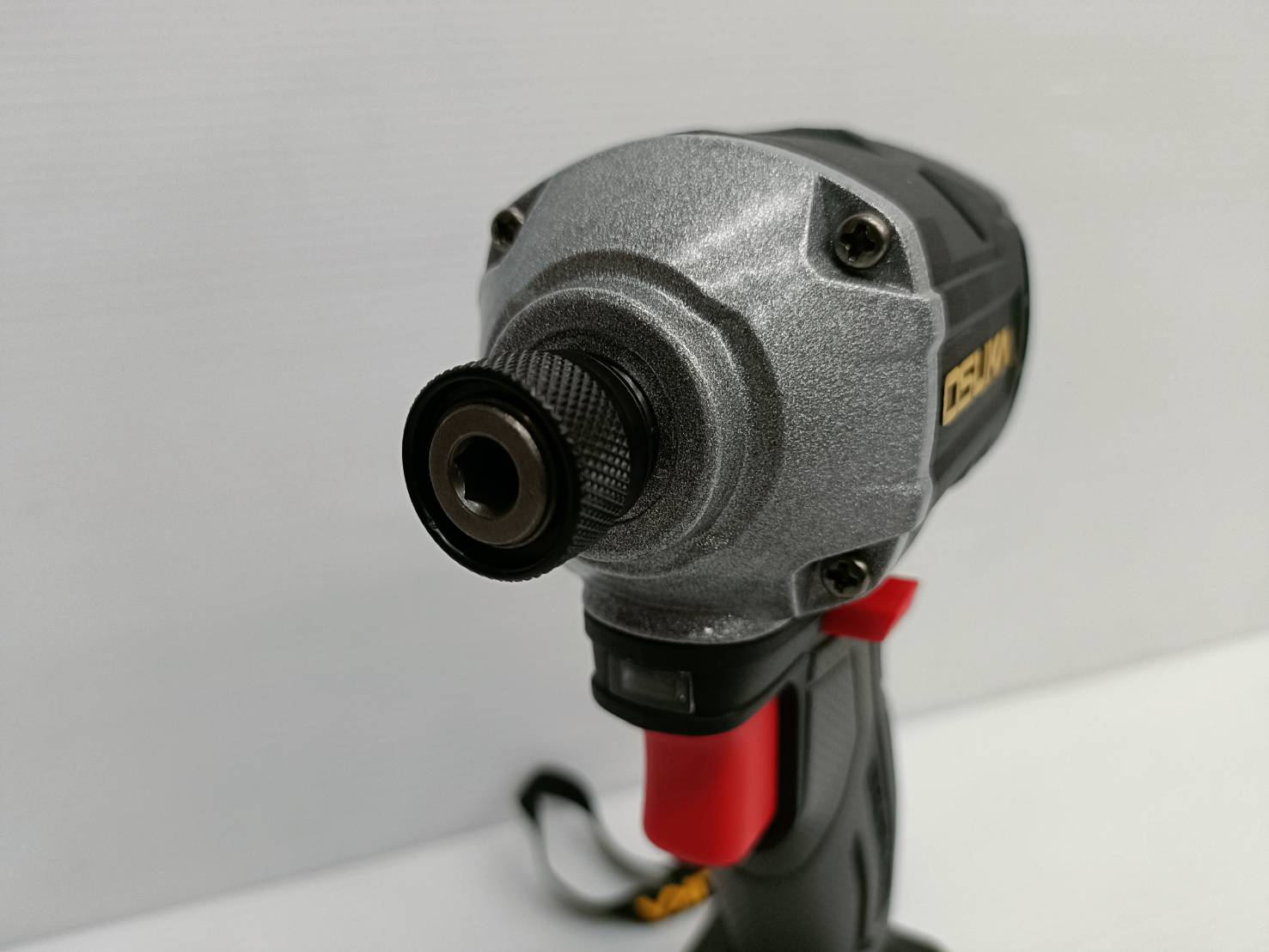 ไขควงกระแทกไร้สาย 20V OCID822-N (เฉพาะตัวเครื่อง) OSUKA