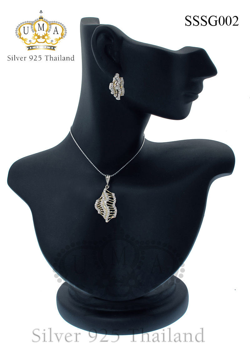 ต่างหูพร้อมจี้ ( ชุบทอง ) = Earring with Pendant ( Gold )