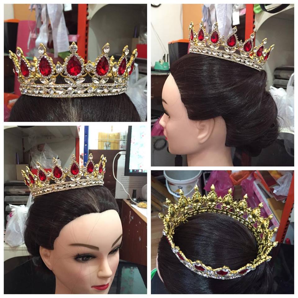 (พร้อมส่ง) มงกุฎ 018-สีแดงยอดเพชรขาว