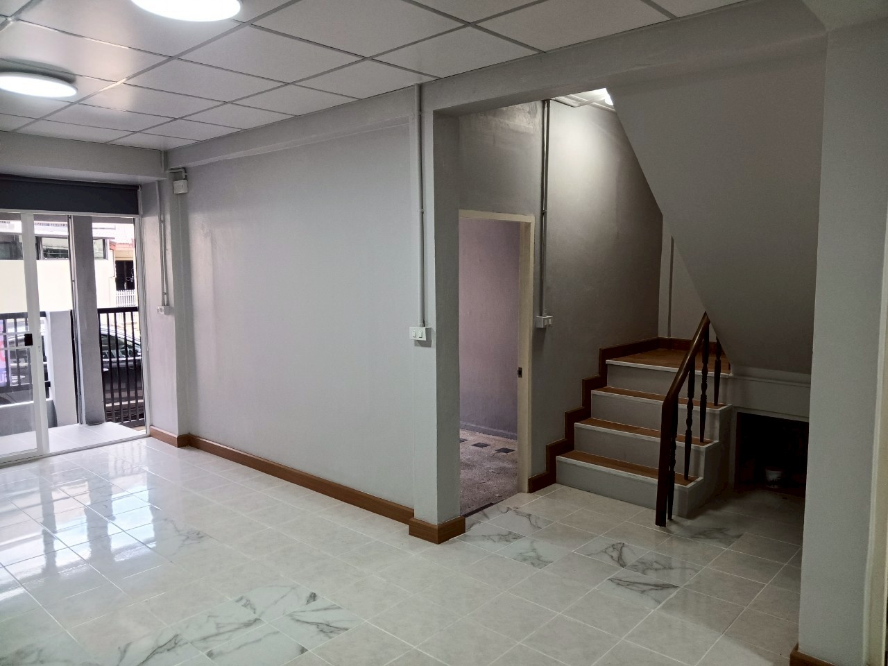 🚩H1257 vายทาวน์เฮ้าส์ 2ชั้น 20 ตร.วา อยู่หมู่บ้านอัมรินทร์นิเวศน์1 รีโนเวทใหม่ ห่างมหาวิทยาลัยเกริก 150 เมตร ใกล้เซ็นทรัล รามอินทรา 5นอน 2น้ำ เดินไปรถไฟฟ้าได้