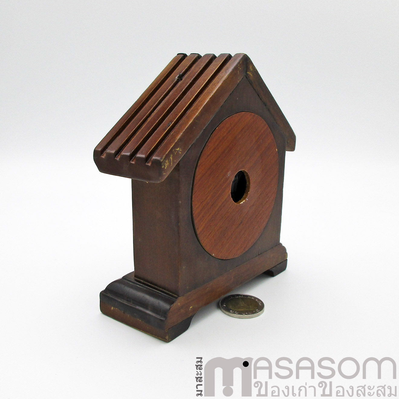 นาฬิกาไม้เก่า