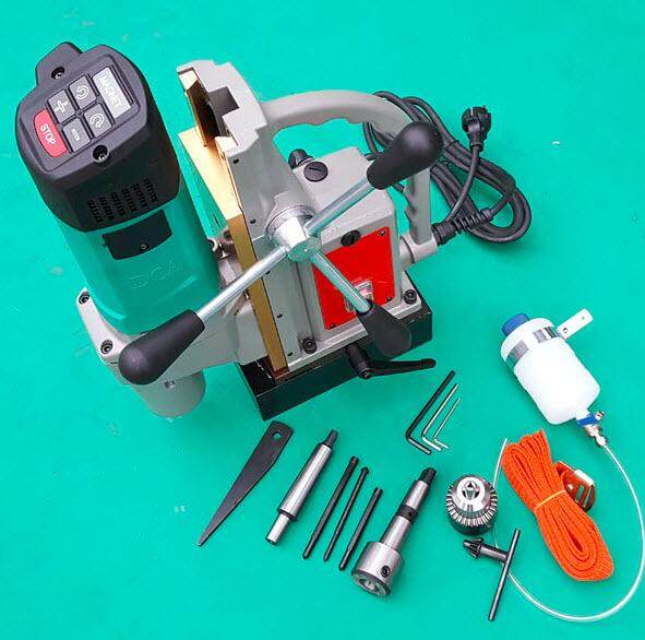 สว่านแท่นแม่เหล็ก รุ่น AJC02-23 (ปรับรอบได้) DCA