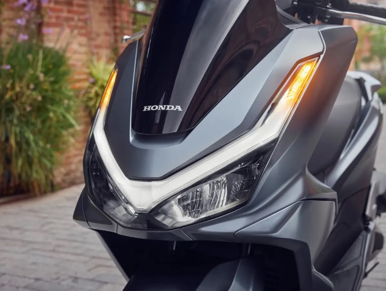 Honda ไฟหน้า PCX160 ปี 2025 ของแท้ ใหม่ เบิกศูนย์ 33100-K1Z-TC1 PCX160 ปี 2025
