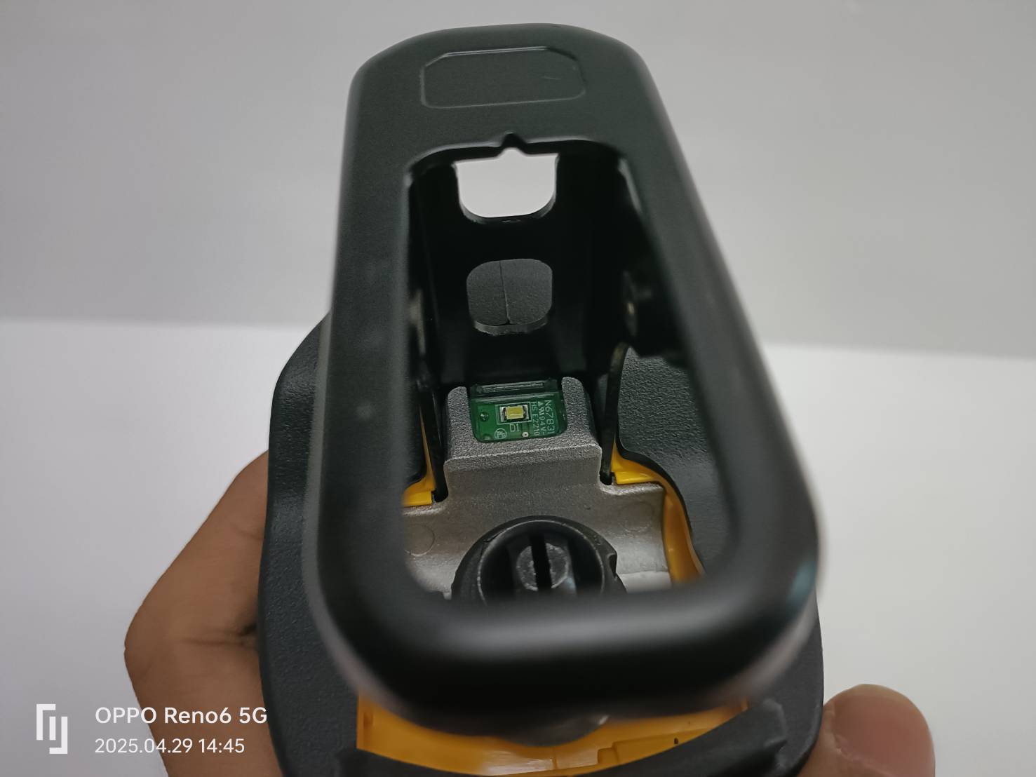 DEWALT เลื่อยชักไร้สาย ไร้แปรงถ่าน 18V(20V Max) เฉพาะตัวเครื่อง รุ่น DCS382N